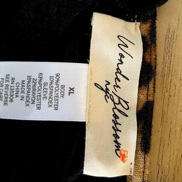 Nwot Wonder Blossom Woman's Tunic XL - Picture 4 of 6